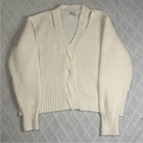 Nine West Sweaters - Nine West Cream Cropped Cable Knit Sweater size XXL